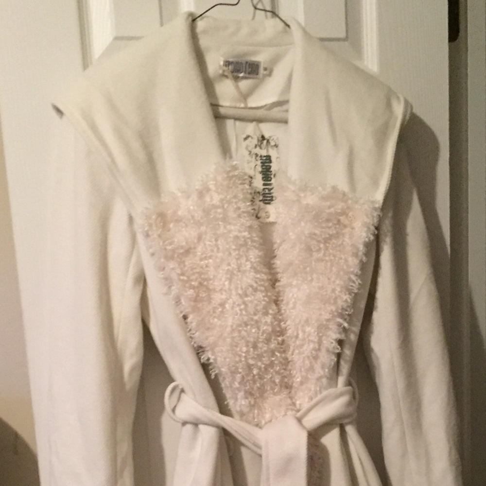 Hooded jacket